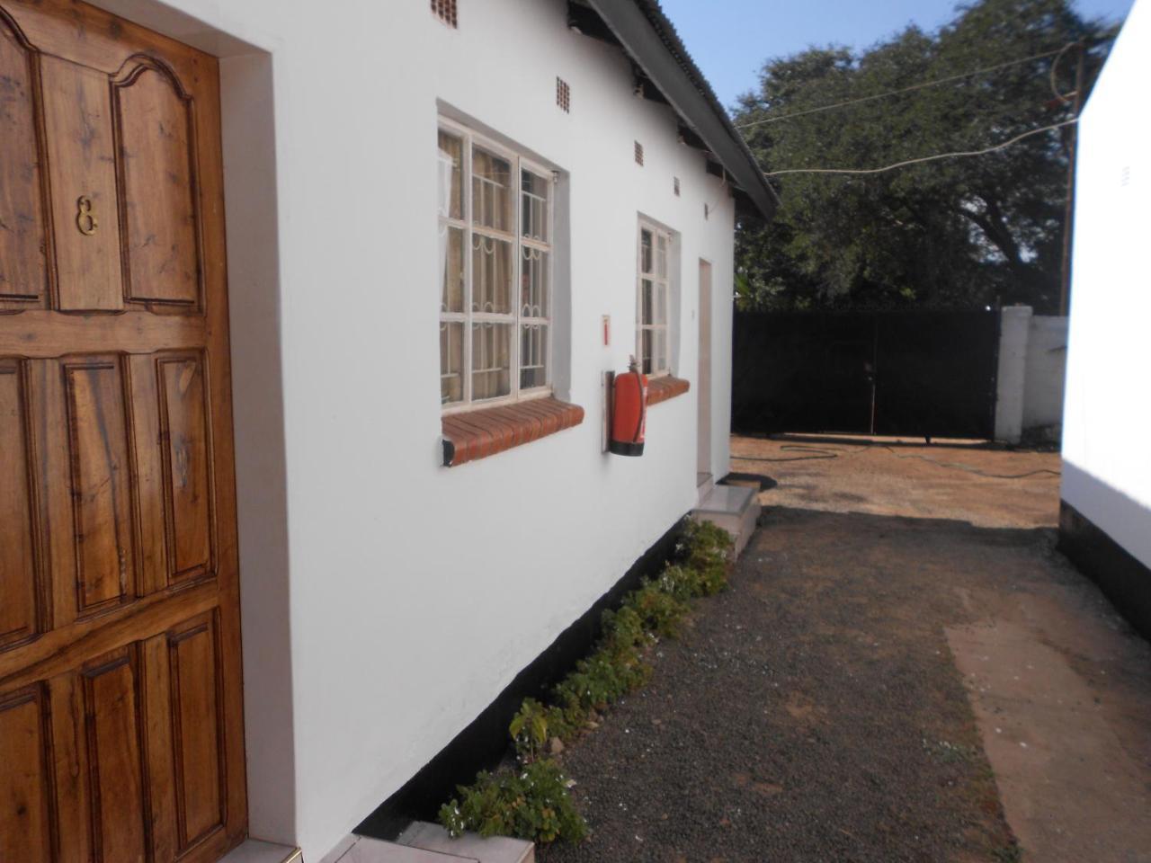 Comfort Corner Guesthouse Λίβινγκστον Εξωτερικό φωτογραφία